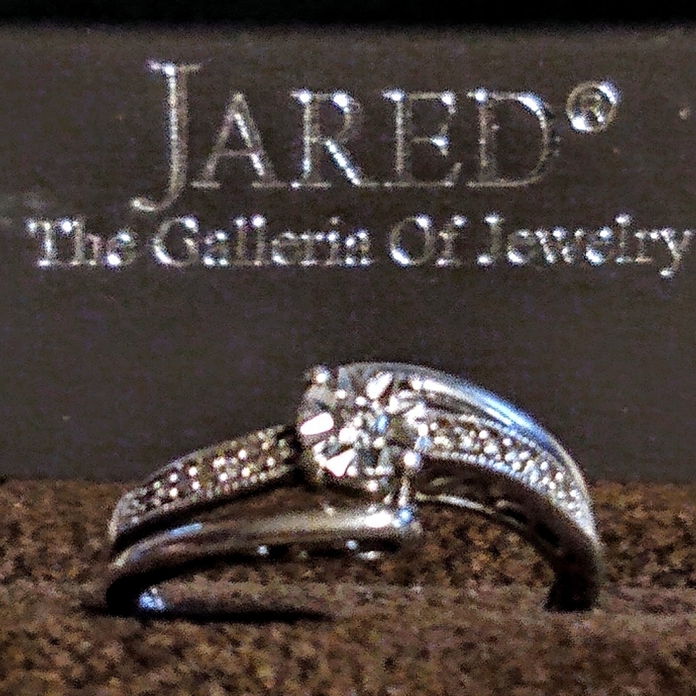 Quarter carat diamond ring size 7-8